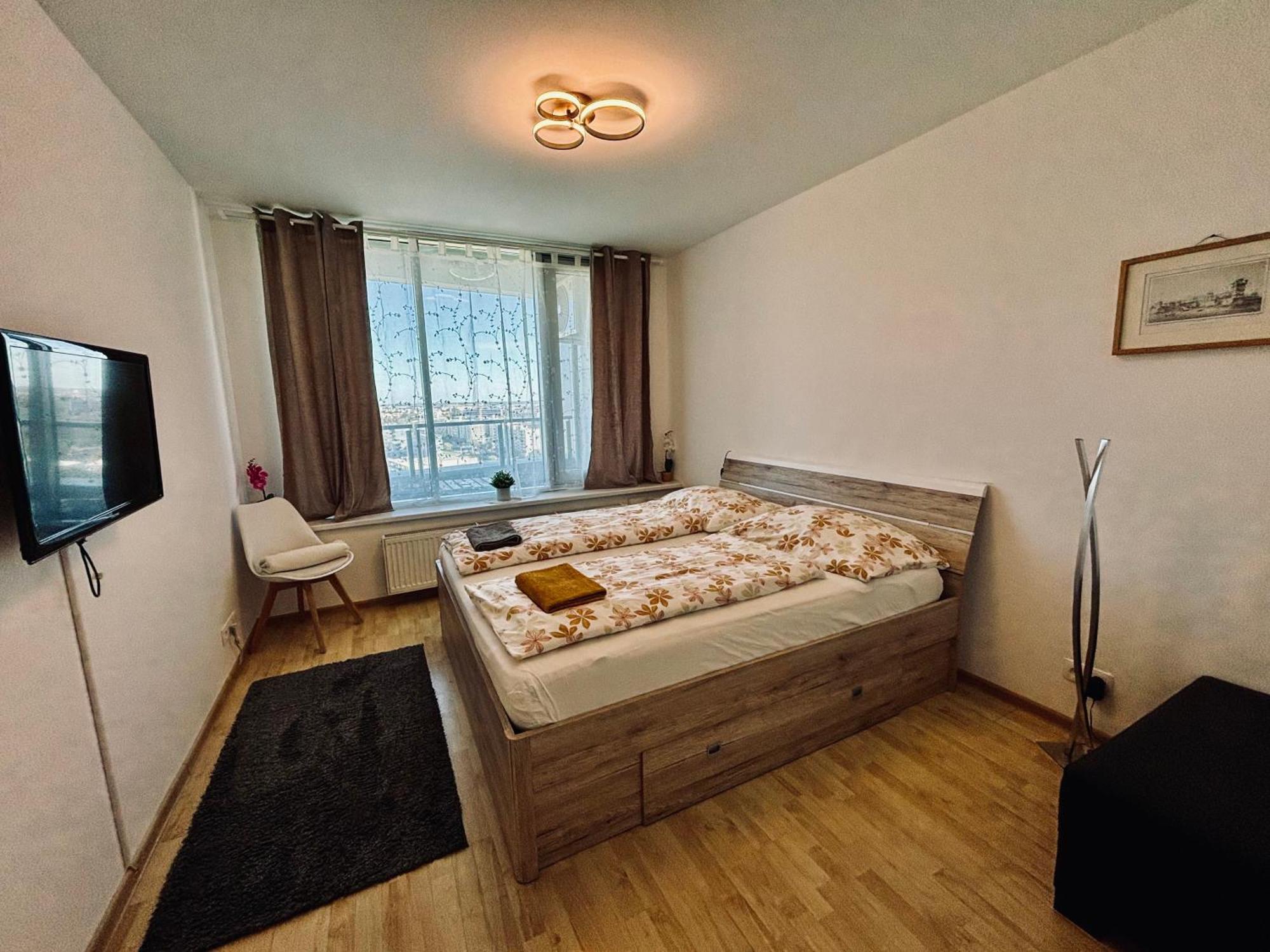 Appartement Three Towers With Beautiful View And Parking! à Bratislava Extérieur photo